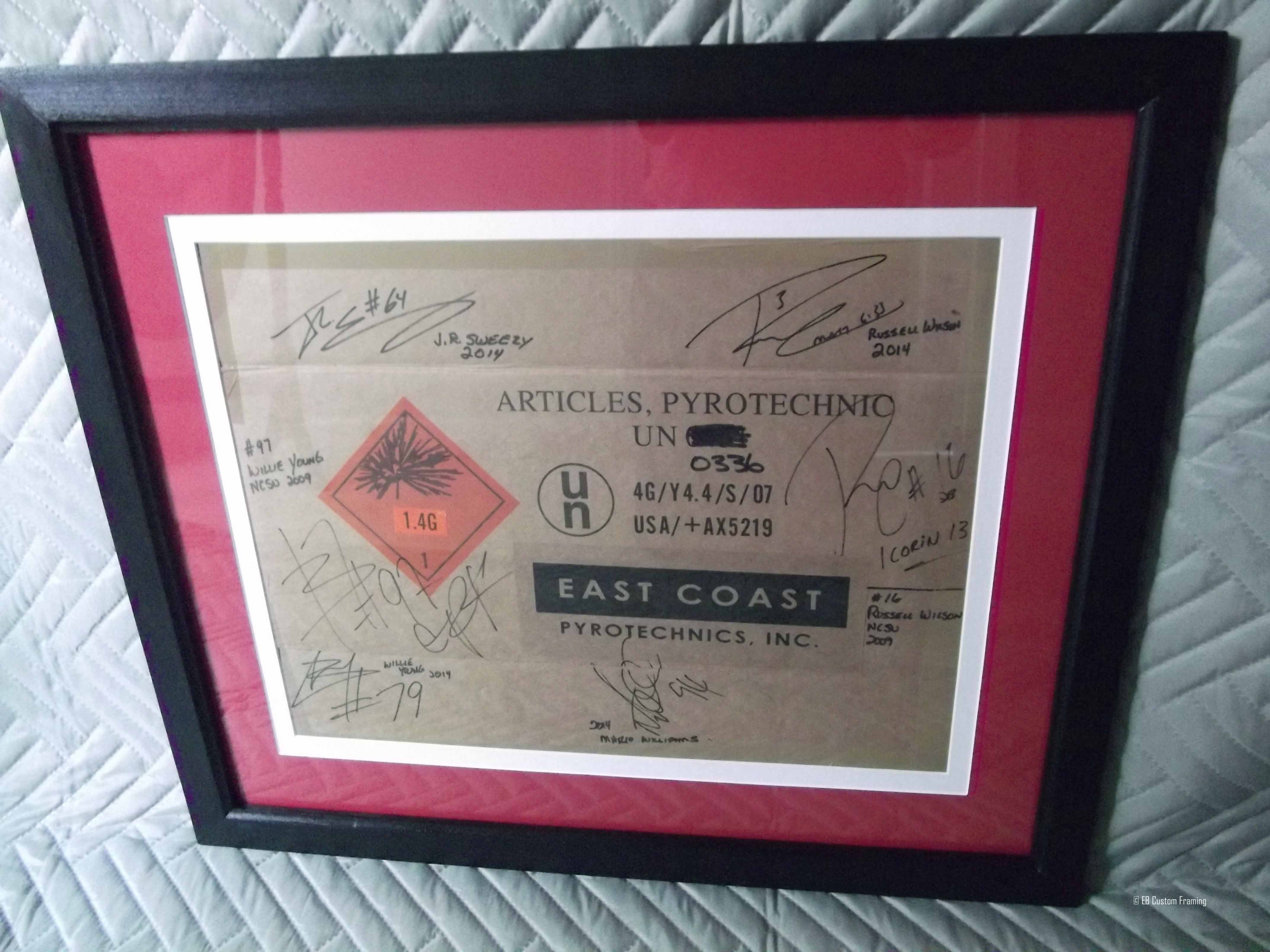 another full picture of autograph frame
